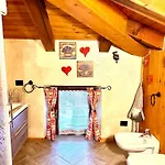 La Maison De Julie