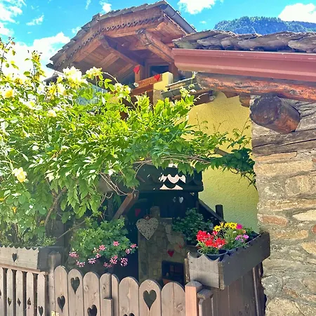 La Maison De Julie